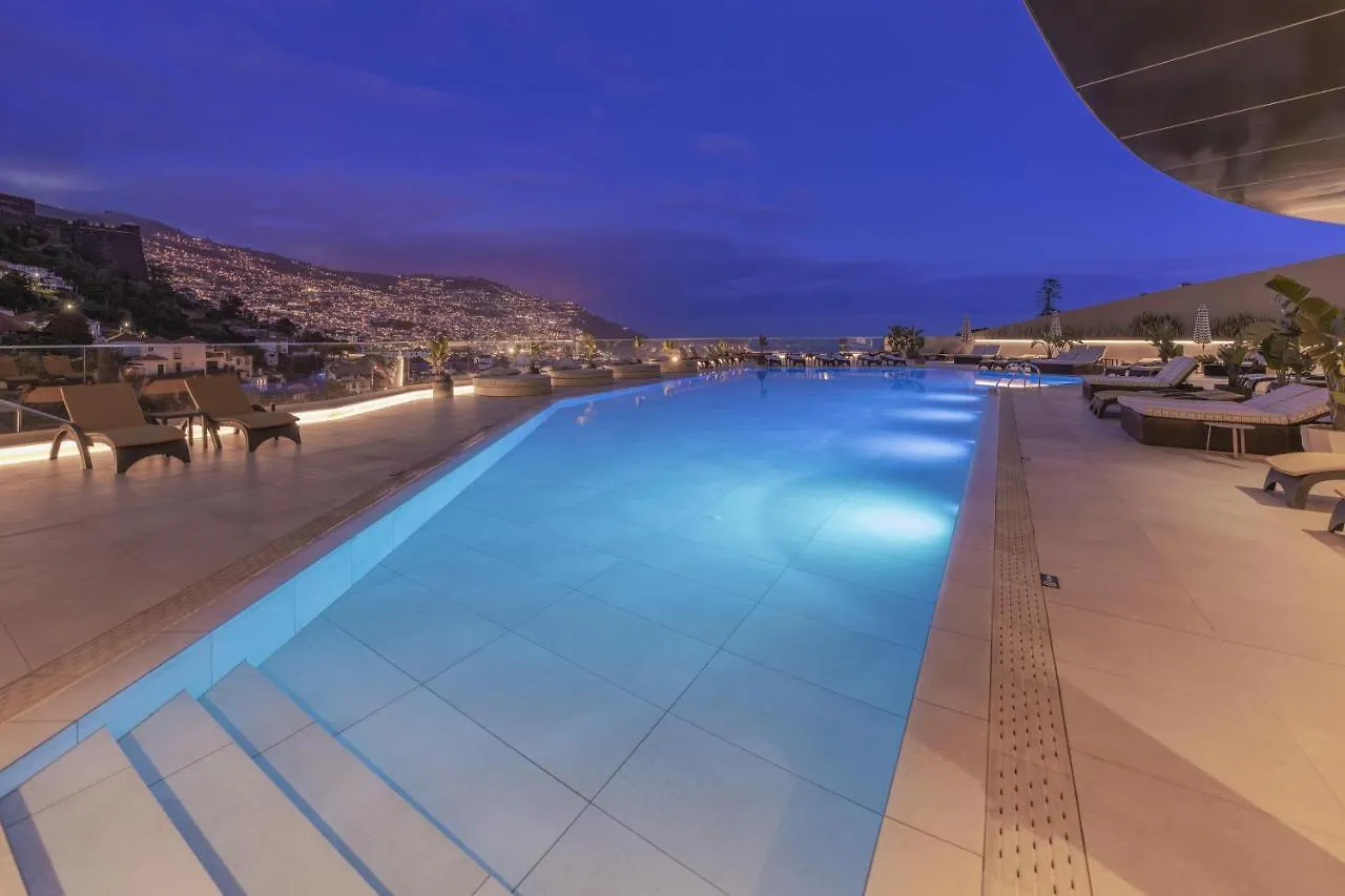 ****  Hotel The Views Baia - Adults Only Funchal  Portugalsko
