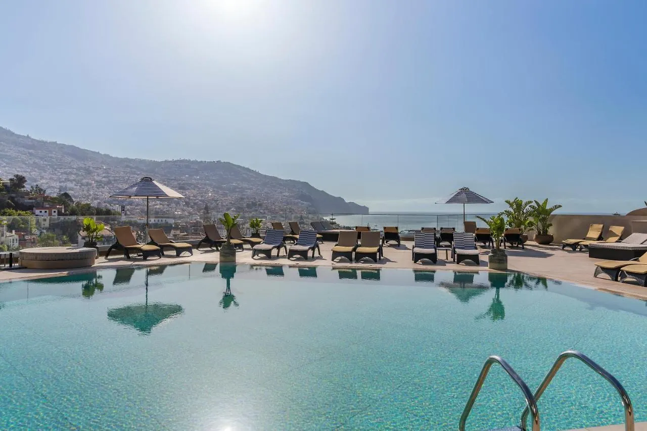 Hotel The Views Baia - Adults Only Funchal  4*, Funchal (Madeira)