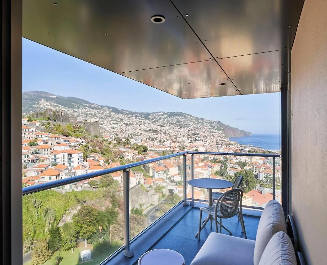 Hotel The Views Baia - Adults Only Funchal   Funchal (Madeira)